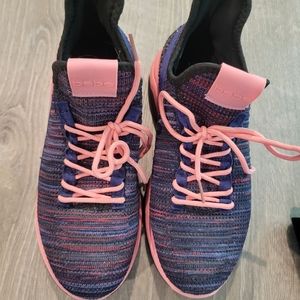 Bebe tennis shoes. Size 9 worn once